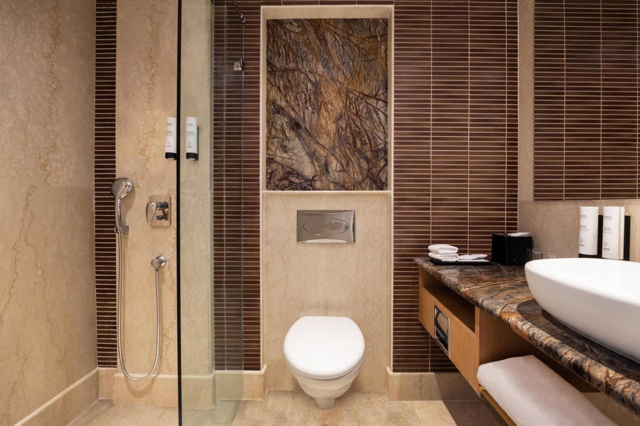Fairfield By Marriott होटल 5*